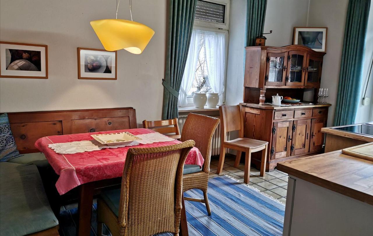 Villa Rosen - Ferienwohnungen バートライヘンハル エクステリア 写真